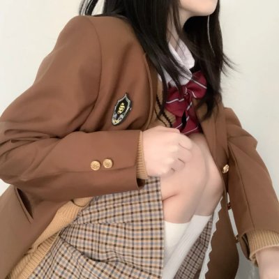 独自在夜晚的海边